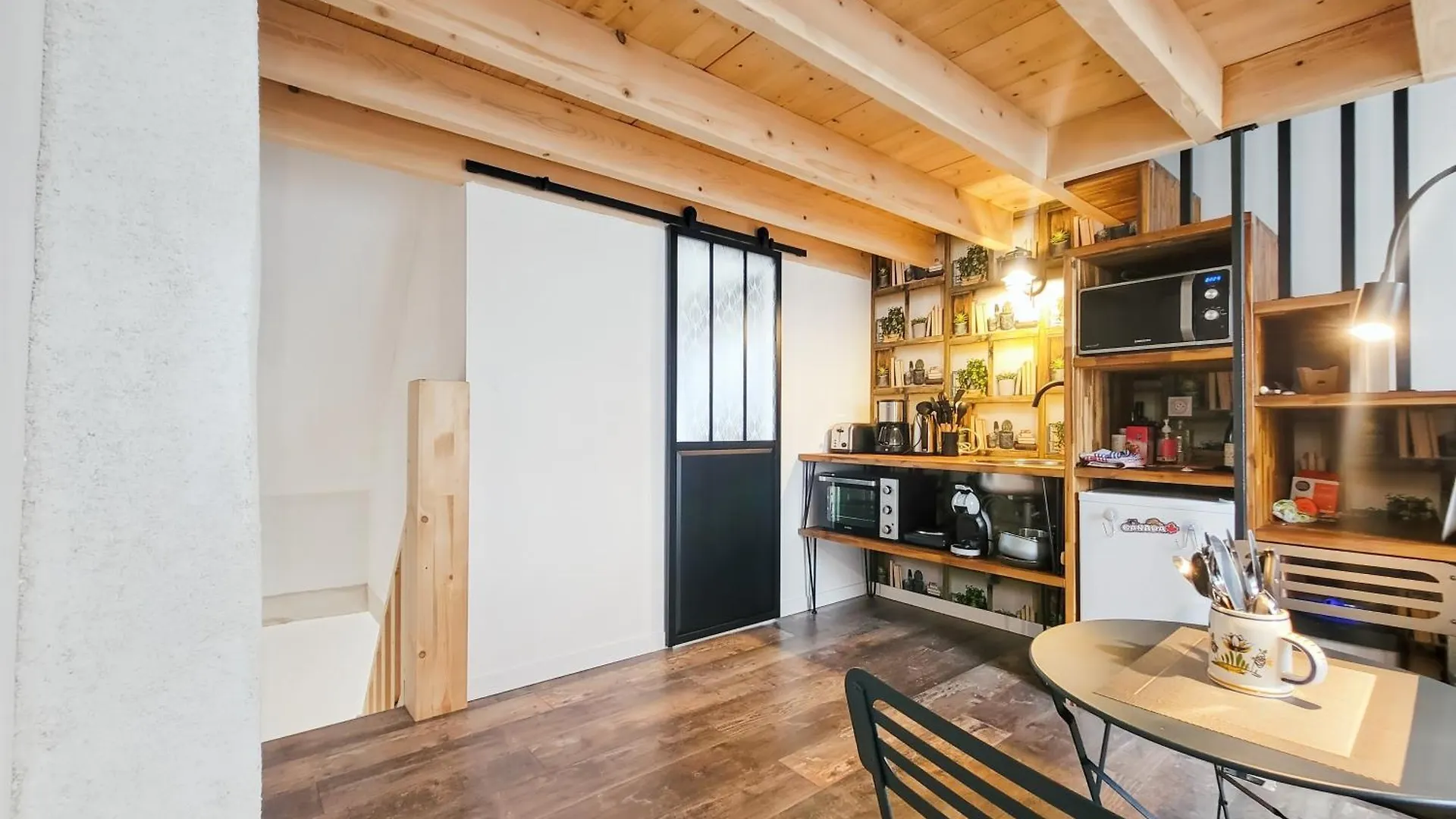 Nid Douillet Dans La Cite Des Peintres Apartment Pont-Aven