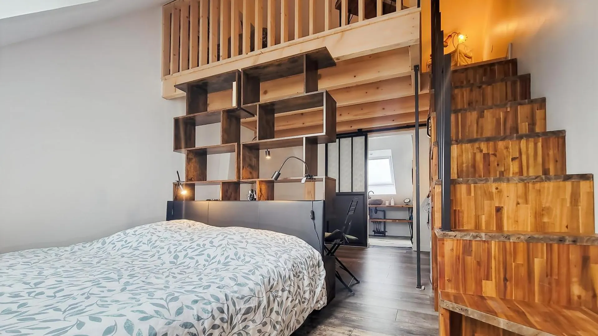 Nid Douillet Dans La Cite Des Peintres Apartment Pont-Aven France